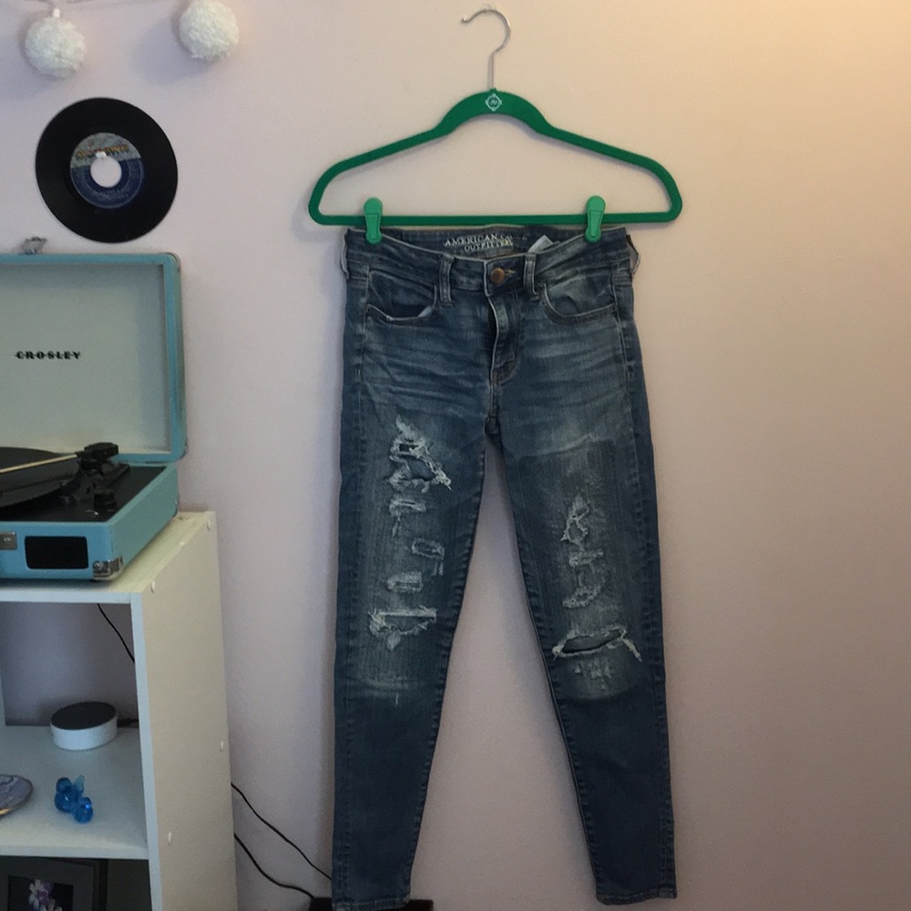 Distressed AEO Jeans